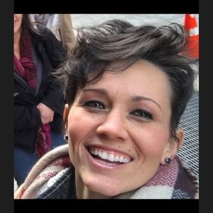 Meet your Posher, Abby